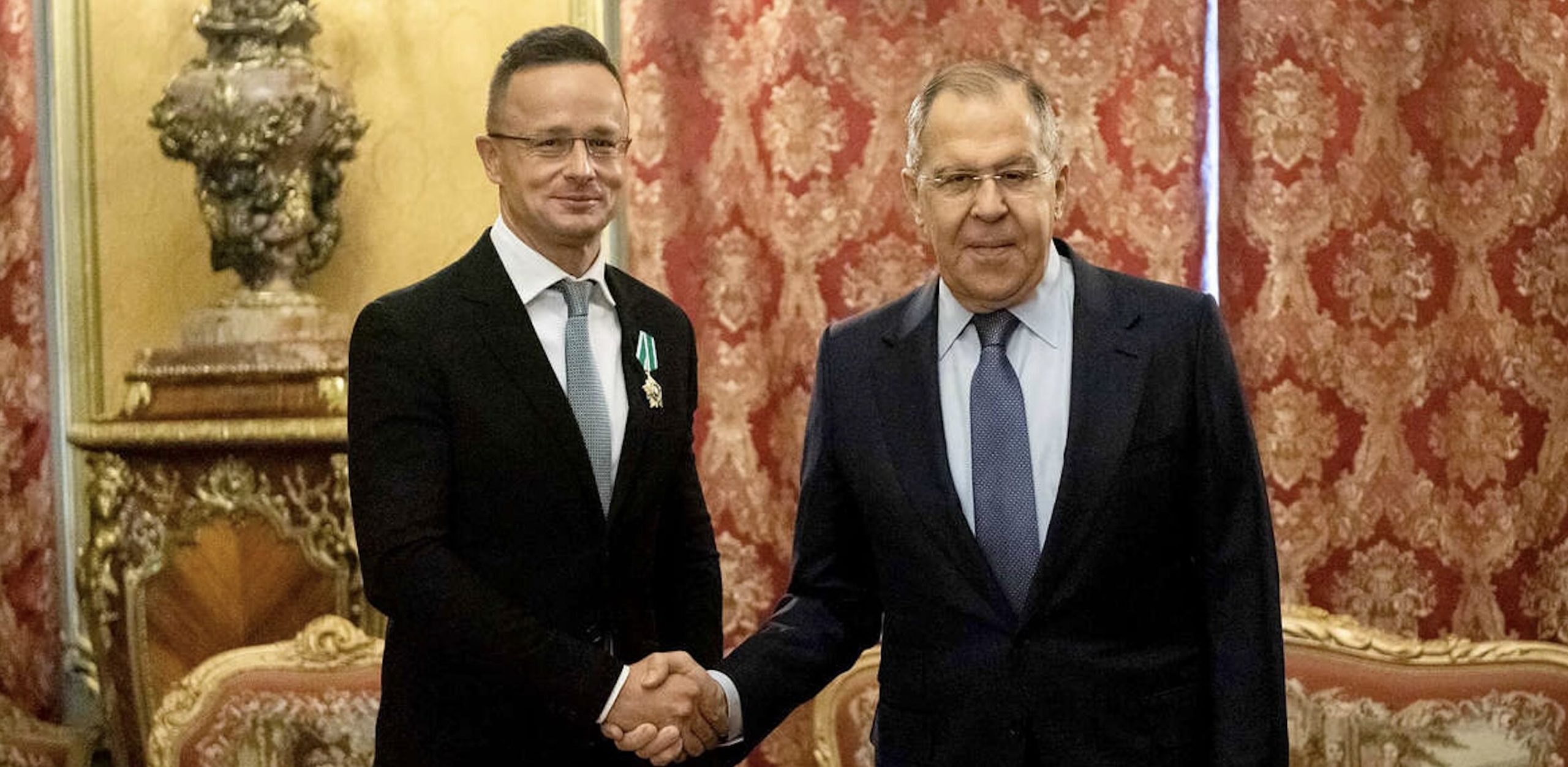 As Wagner Marched Toward Moscow, Szijj&aacute;rt&oacute; Offered Help. Lavrov Laughed. - VSquare.org